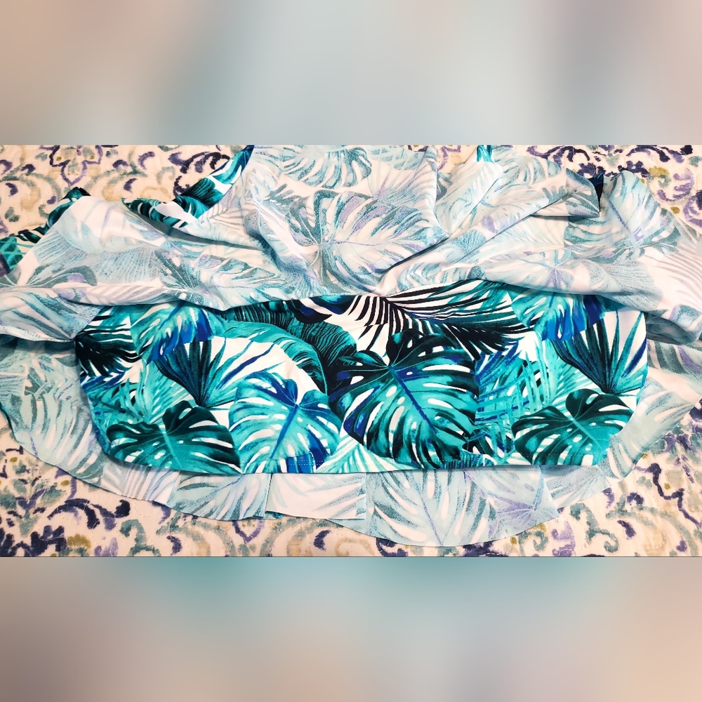 No boundaries Off the shoulder bandau swim top - Picture 2 of 3